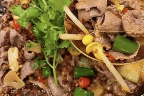 Szechuan Style Boiled Sliced Beef with Spicy Soup 老四川水煮牛肉