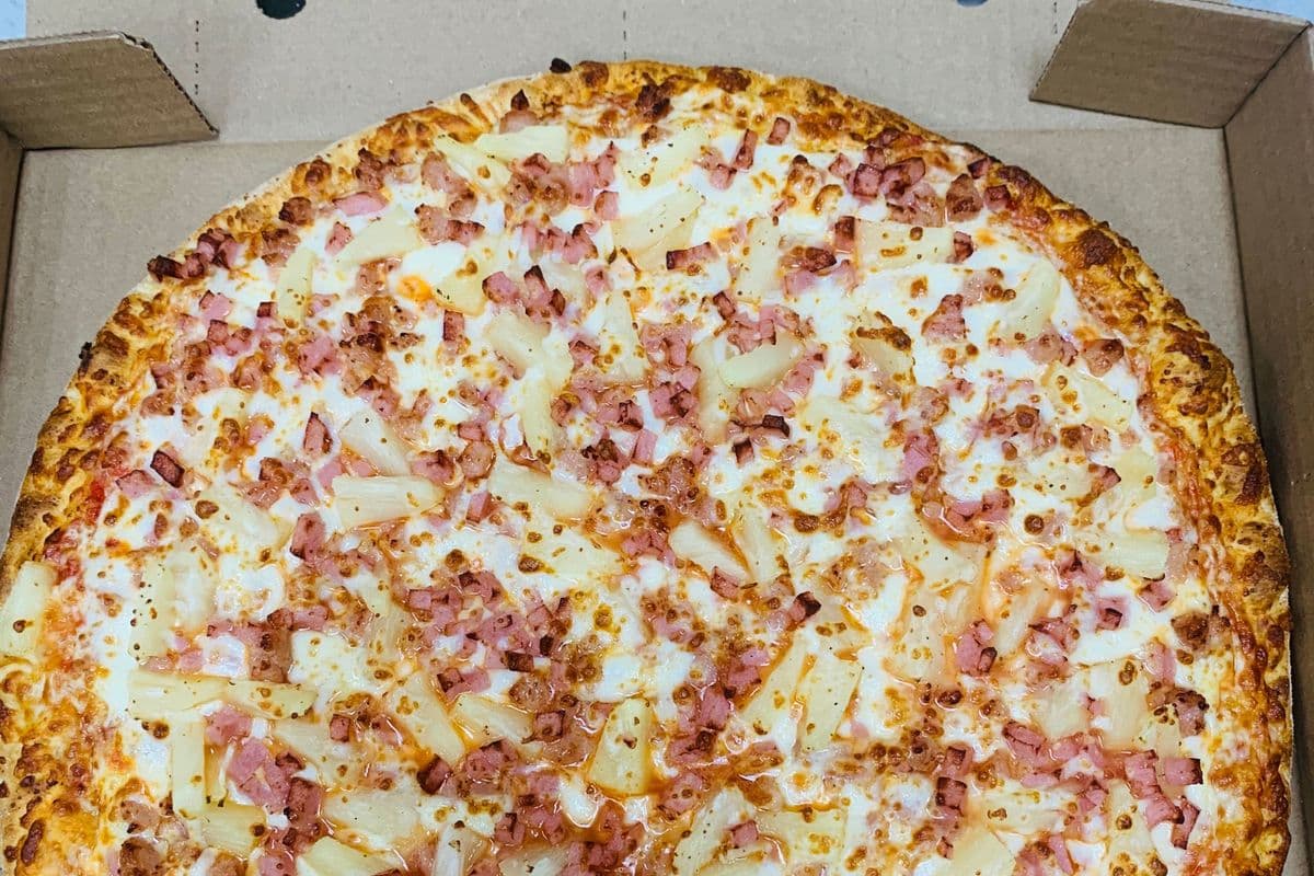 Hawaiian Pizza