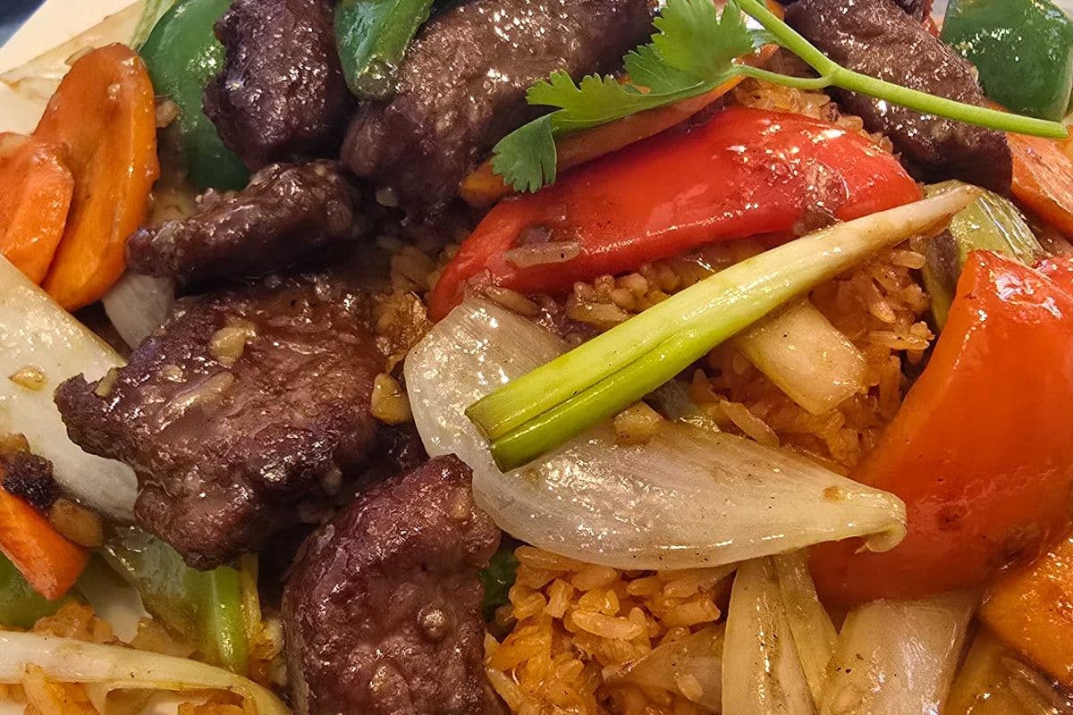 F3 Diced Beef Fried Rice (Cơm chiên bò lúc lắc)