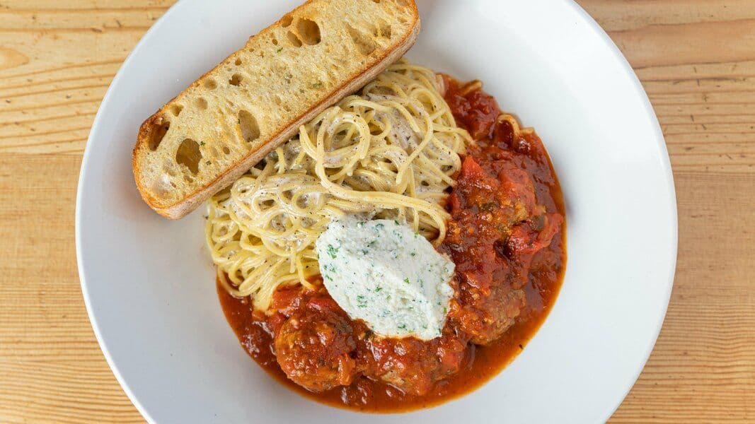 Spaghetti & Meatballs