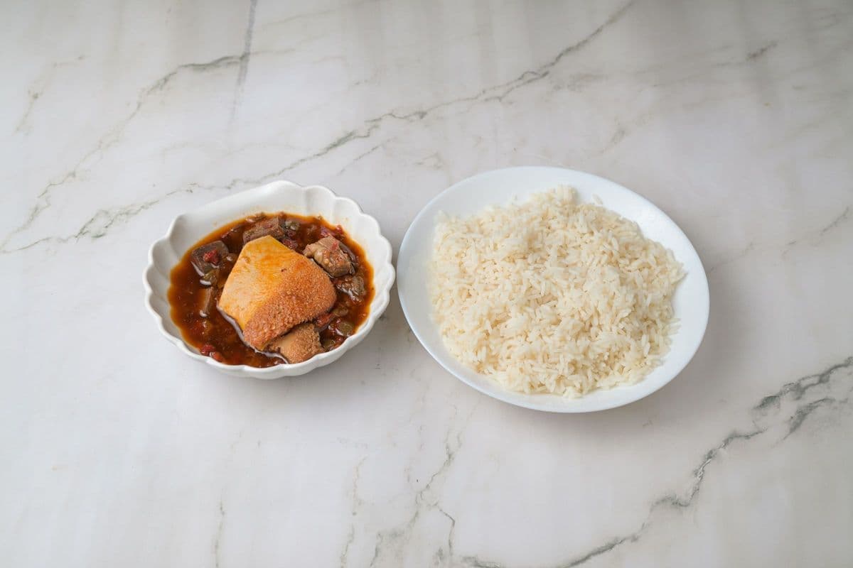Ofada Sauce and White Rice