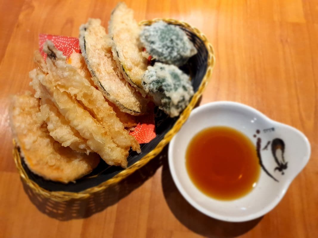 Assorted Tempura (9 pcs)