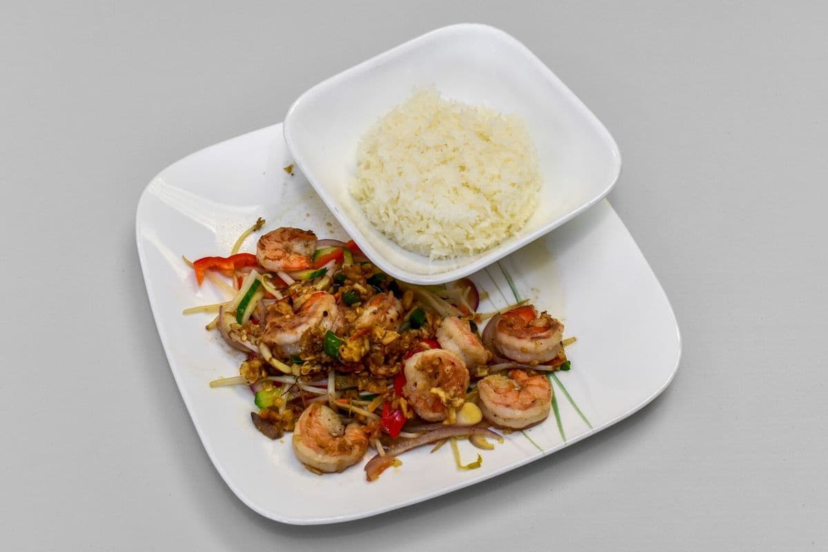 Stir-Fry Garlic Shrimp