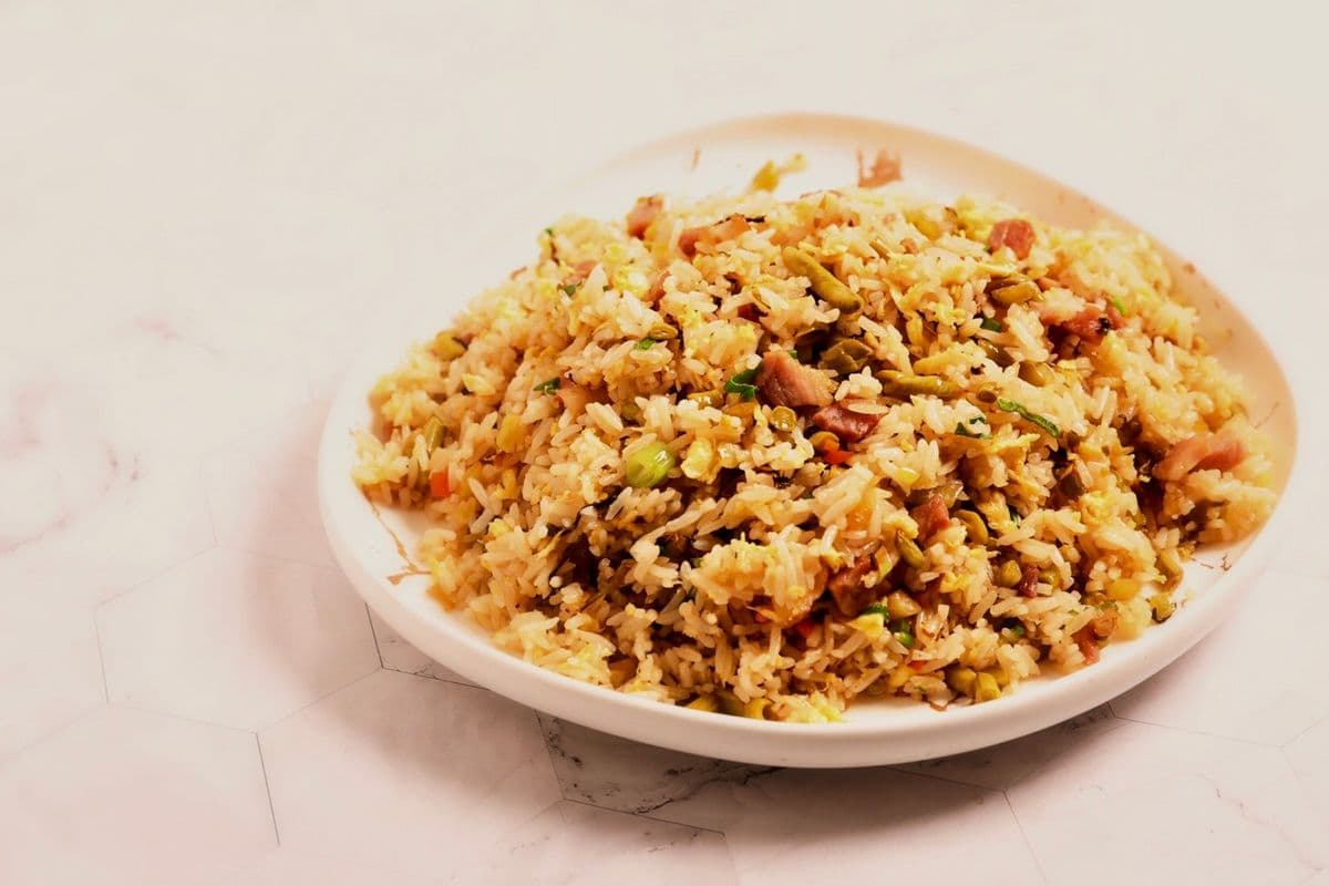 195. Fried Rice with Preserved Pork, Pickled Cabbage, and Long Beans - 虹豆角酸菜腊肉炒饭