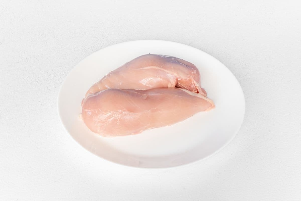 Whole Boneless-Skinless Chicken Breast (1 lb)