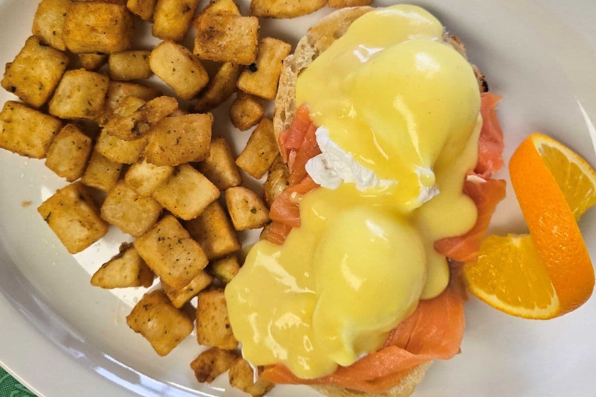 Smoked Salmon Benedict