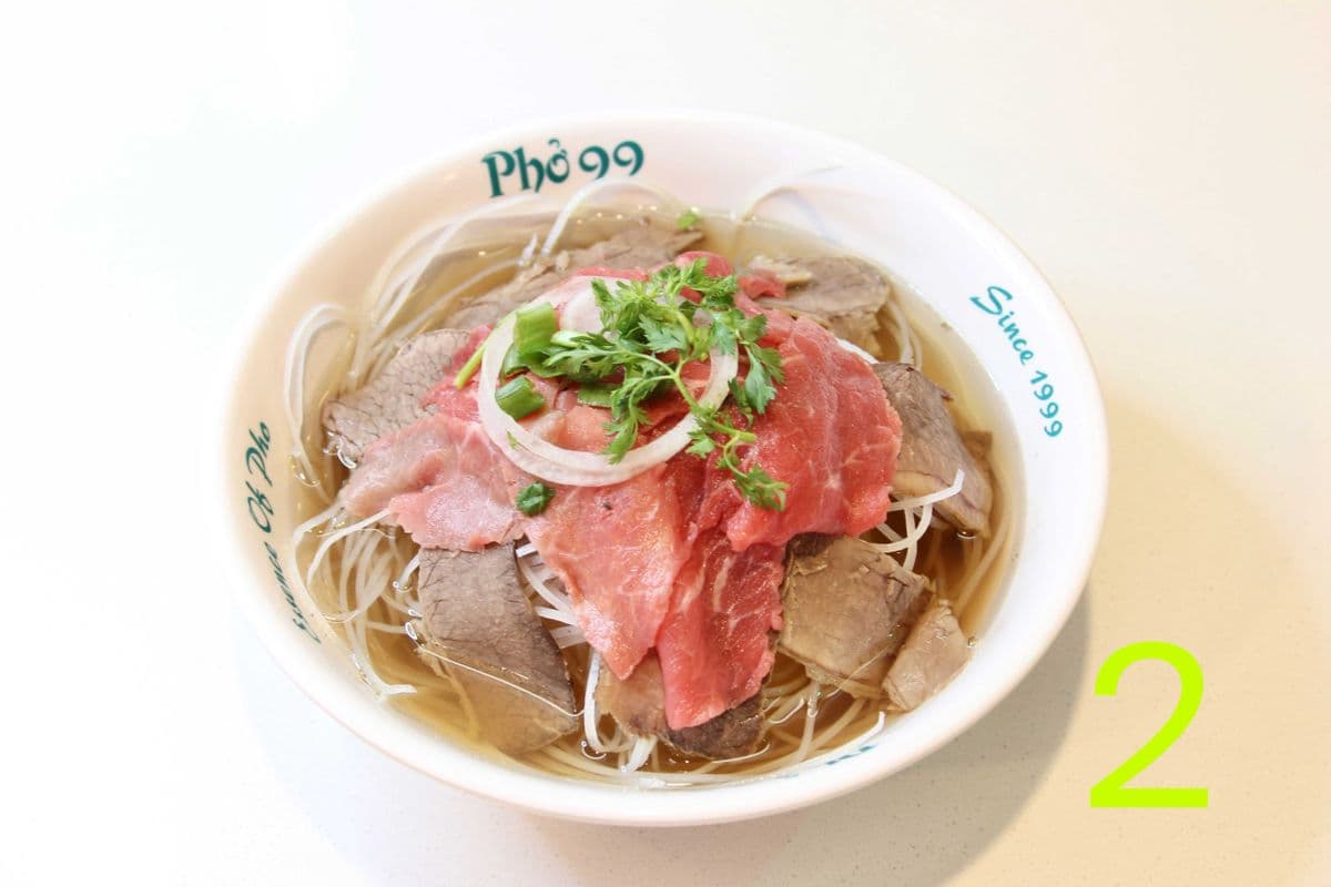 2. Phở Steak and Well-Done Flank