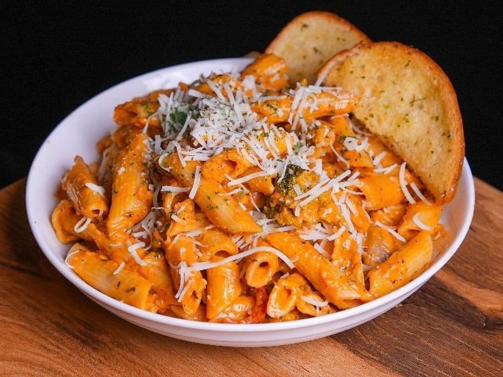 Butter Chicken Penne - OO