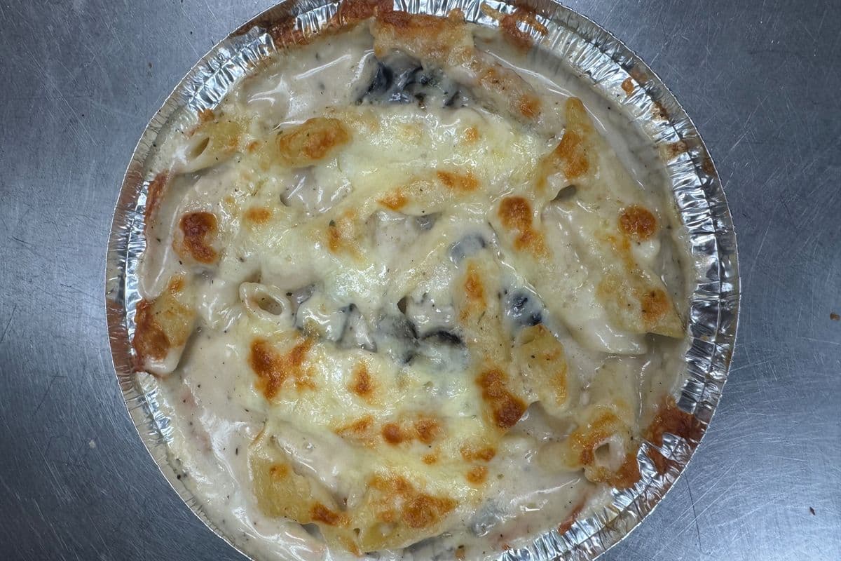 Cheesy Alfredo Chicken Pasta