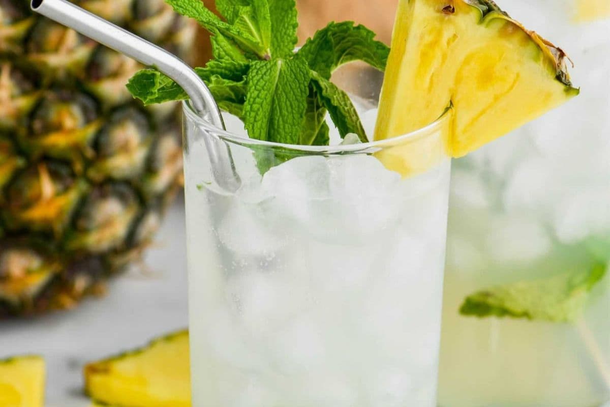 PINEAPPLE MOJITO