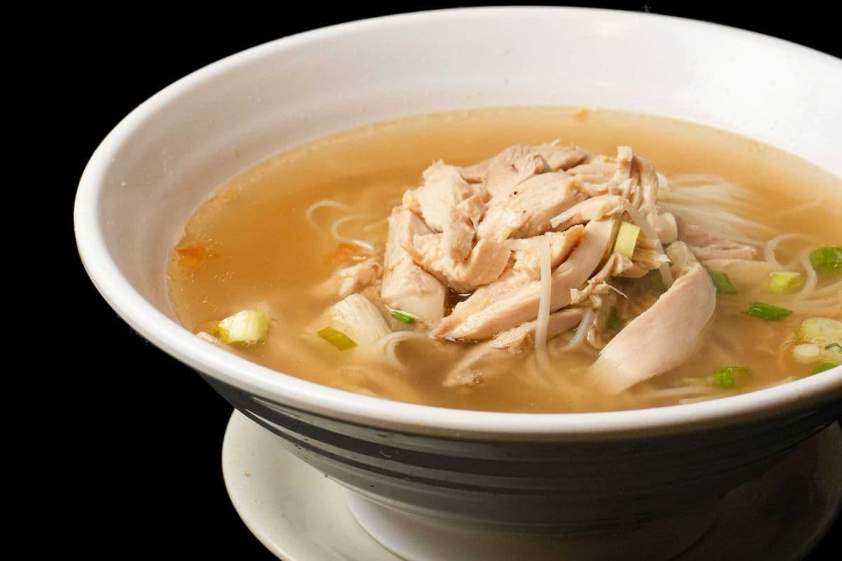 049. Shredded Chicken Rice Noodle Soup