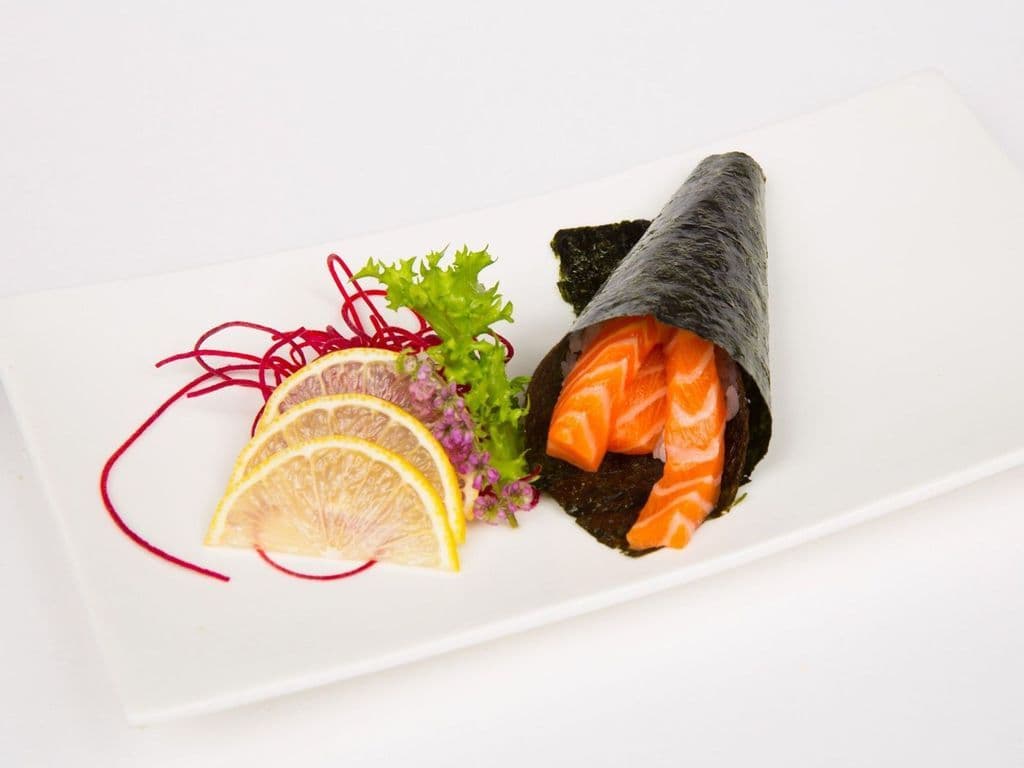 Salmon HandRoll