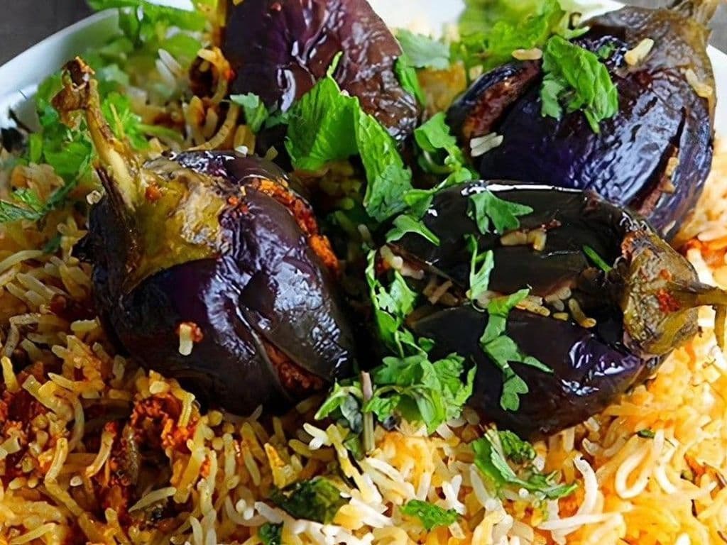 Gutti Vankaya Biryani Bucket (Eggplant)
