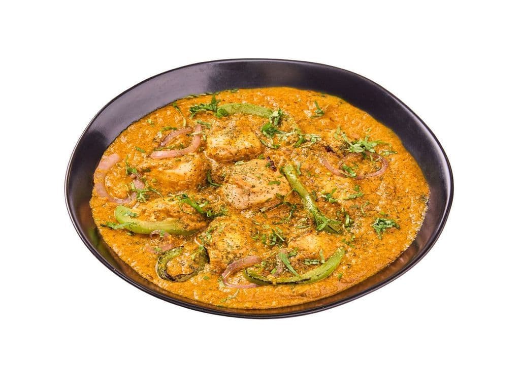 Tandoori Chicken Masala Family Style Curry