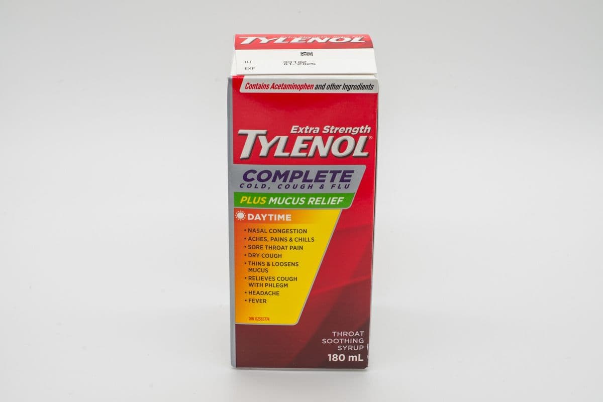 Tylenol Complete Cold, Cough + Flu (180 mL)