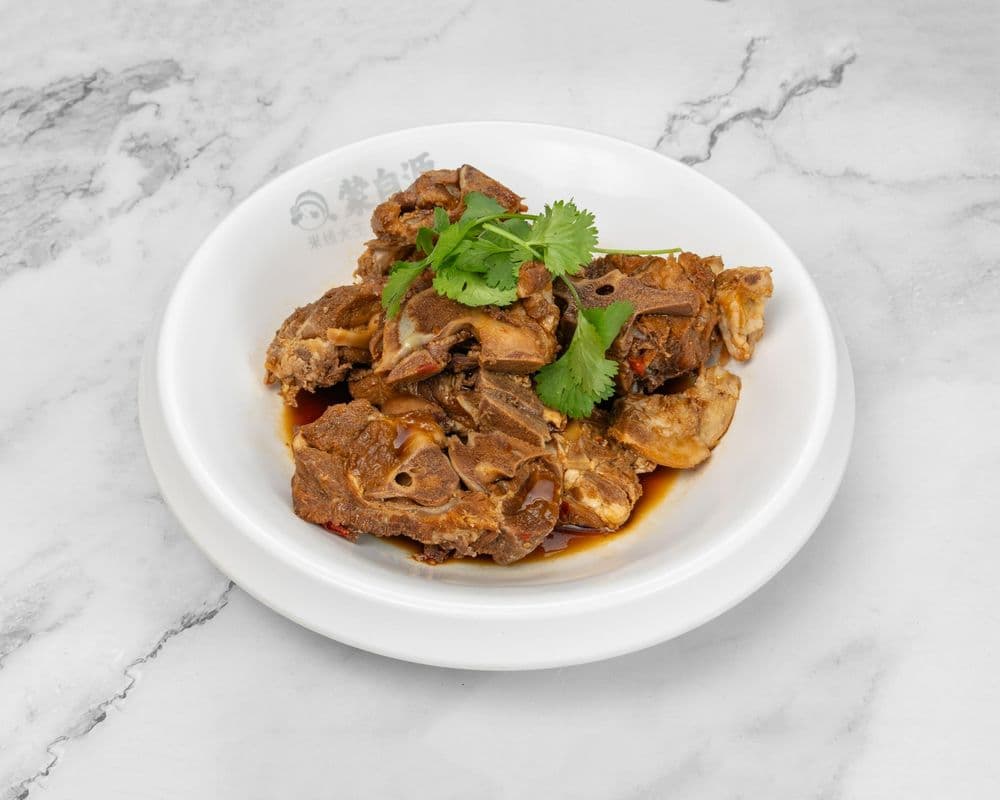 Braised Pork Ribs / 酱大骨(推荐)