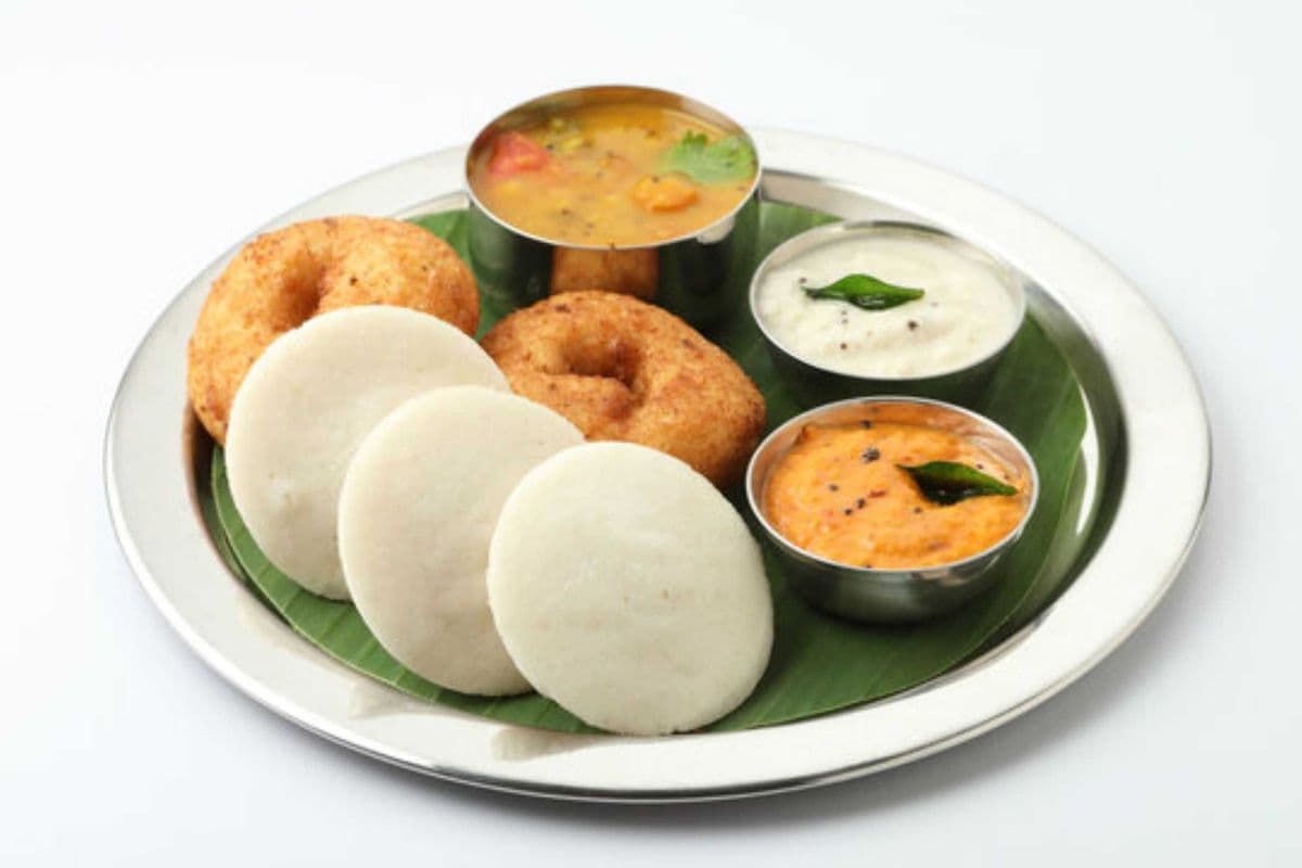 Idly Vada Combo