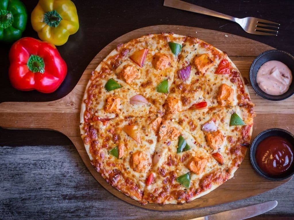 Tandoori Paneer Pizza