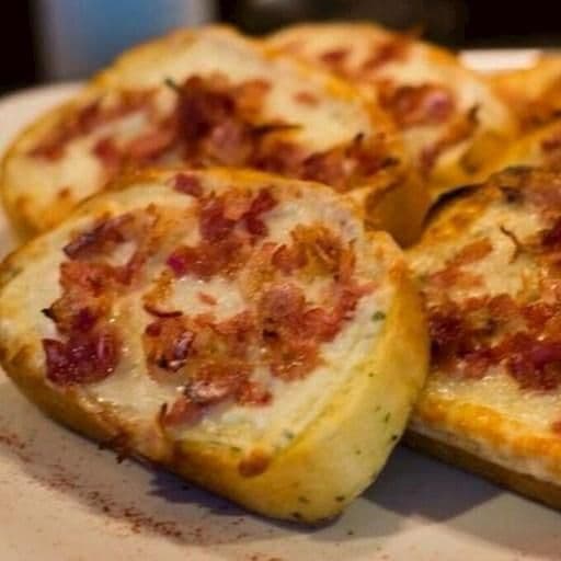 Large Garlic Bread with Bacon & Cheese