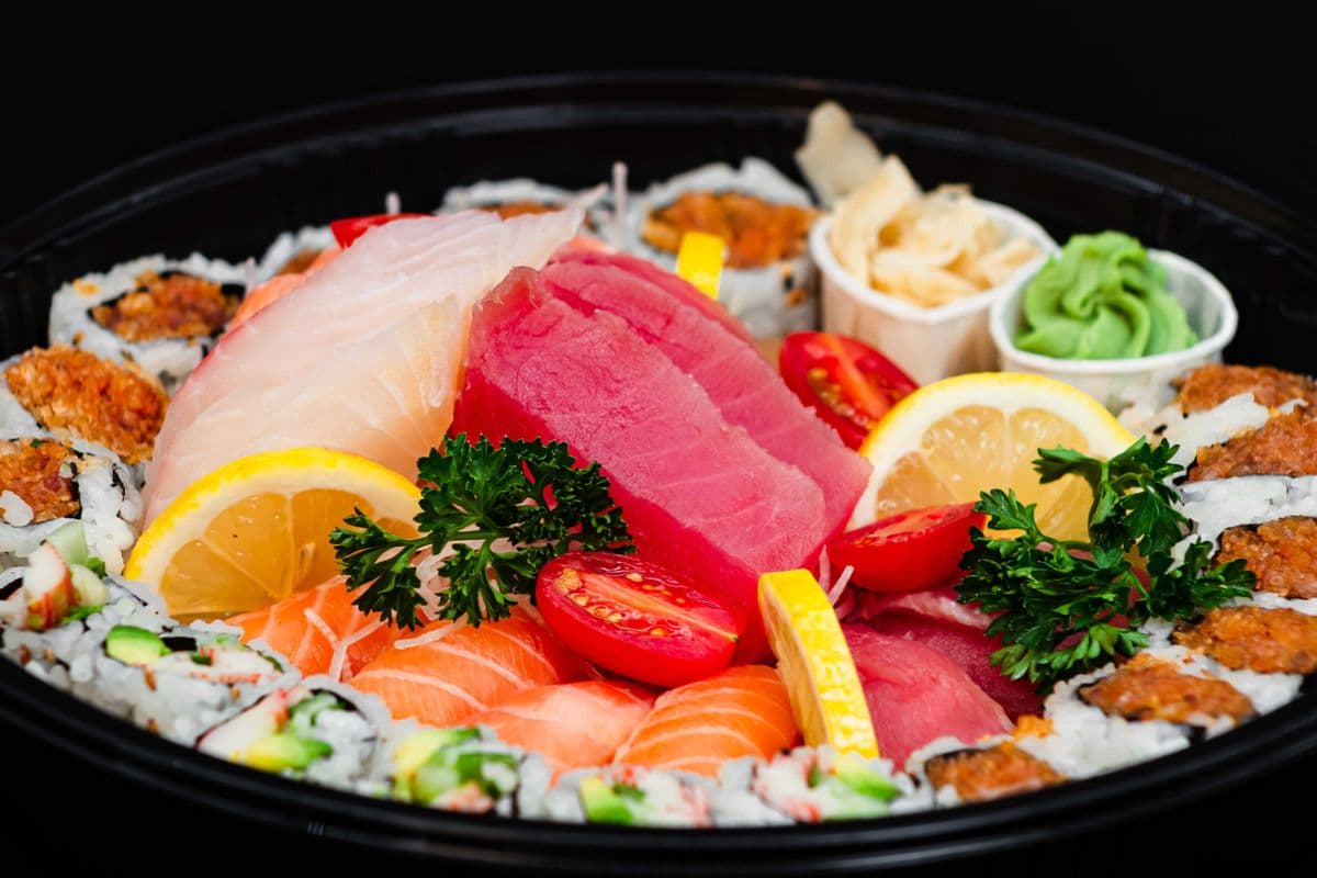 Sashimi & Sushi & Roll Platter A (38pcs)
