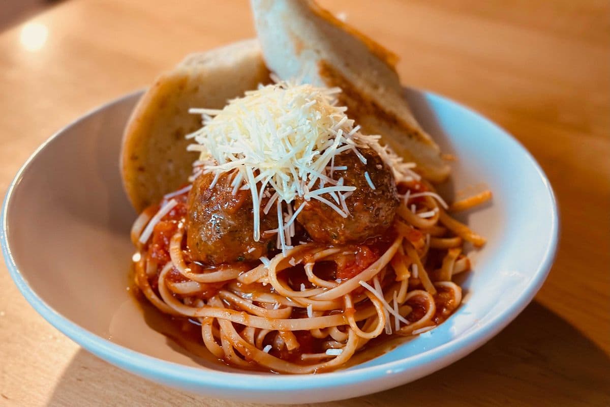 Spaghetti & Meatballs