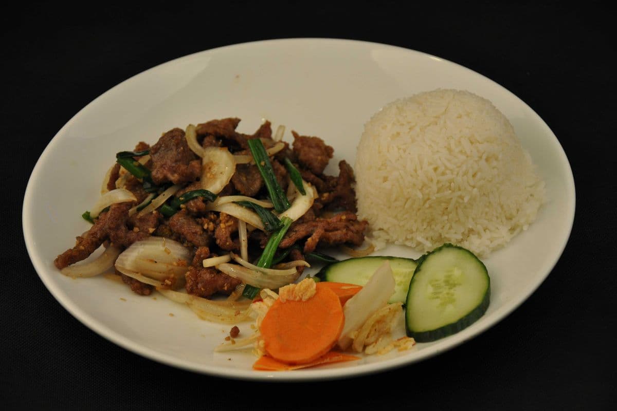 084. Fried Lemongrass Beef with Rice