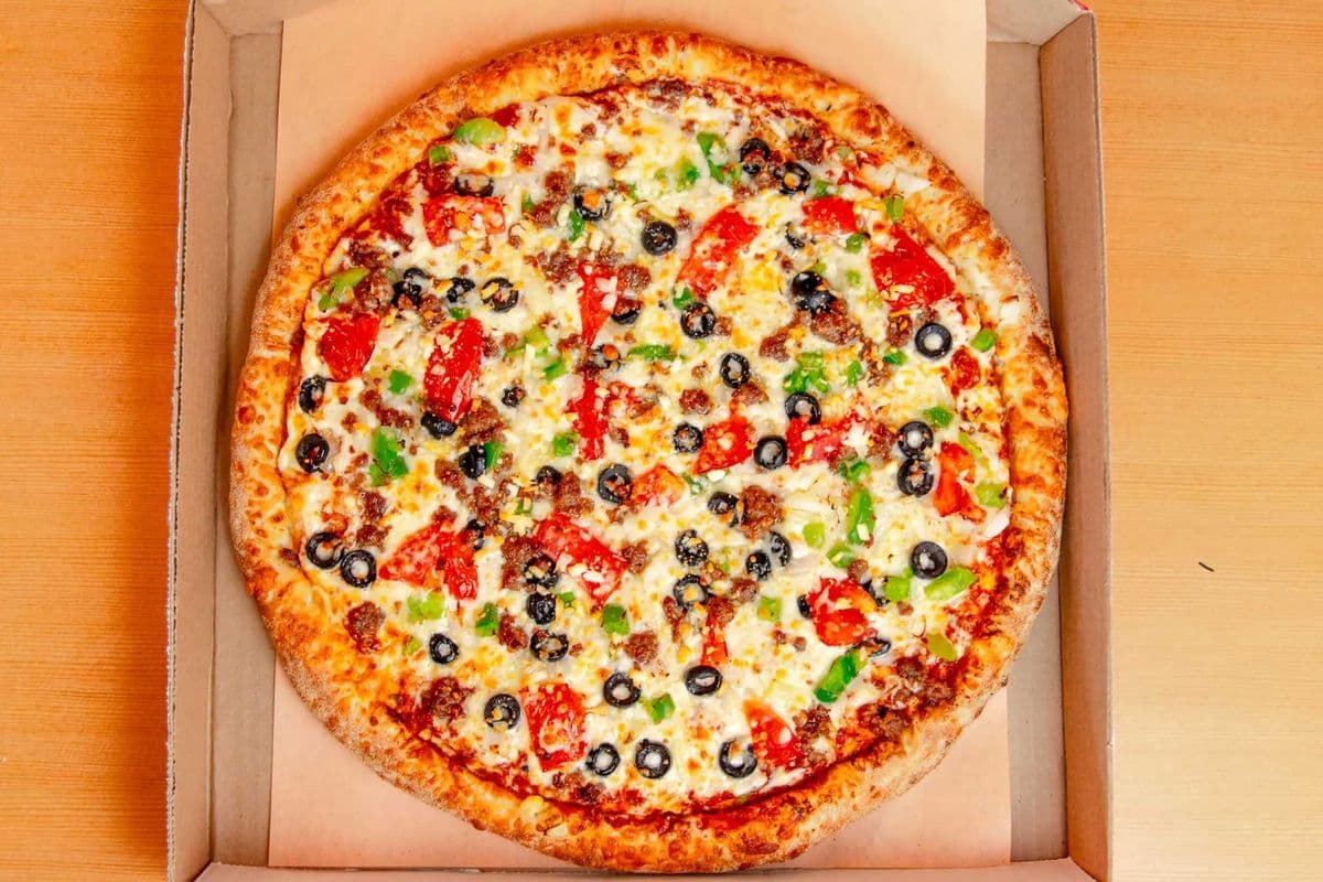 Combo #2 (12" Medium Pizza)