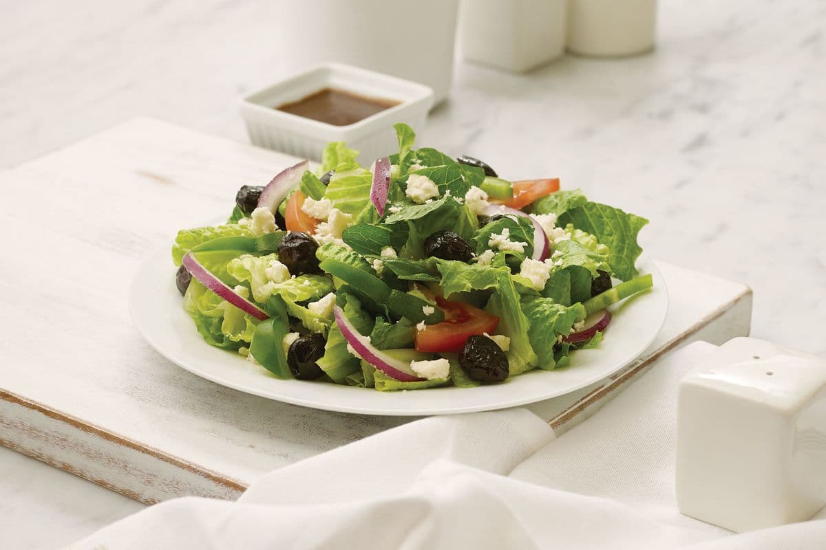 Balsamic Mediterranean Salad