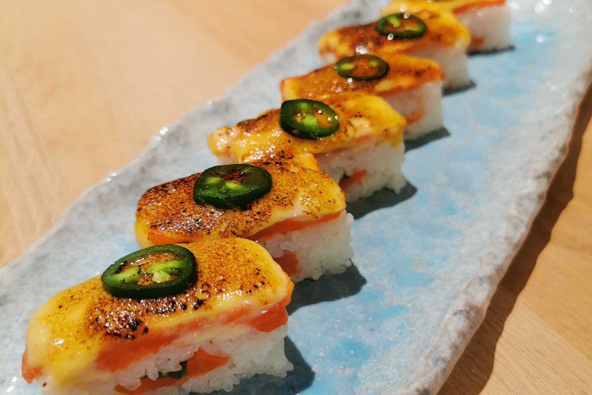 Salmon Oshi
