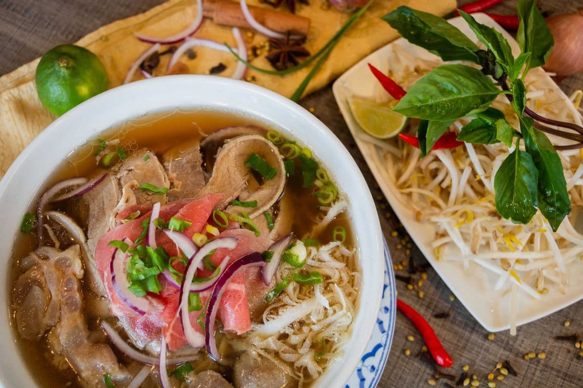 P1. BUILD YOUR OWN PHO