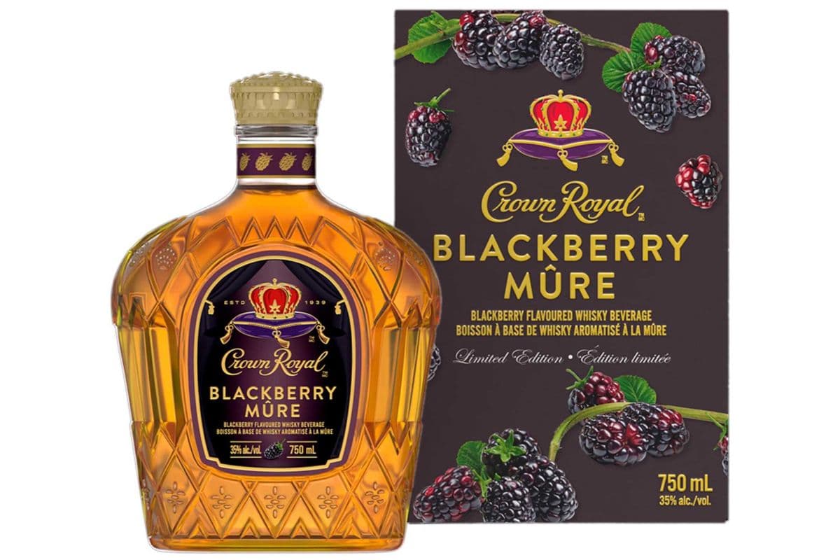 Crown Royal Flavoured Whisky (26 oz) ON (1 x 750 mL)