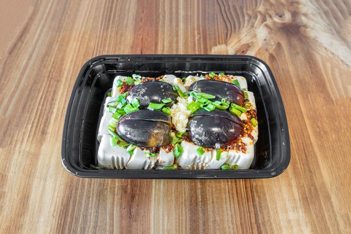 Tofu with Century Egg Salad(皮蛋豆腐)