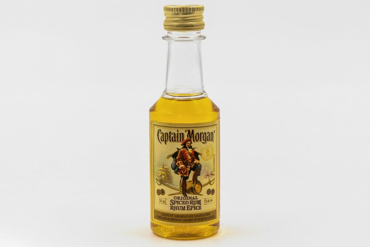 Captain Morgan Spiced Rum (1 x 50ml)