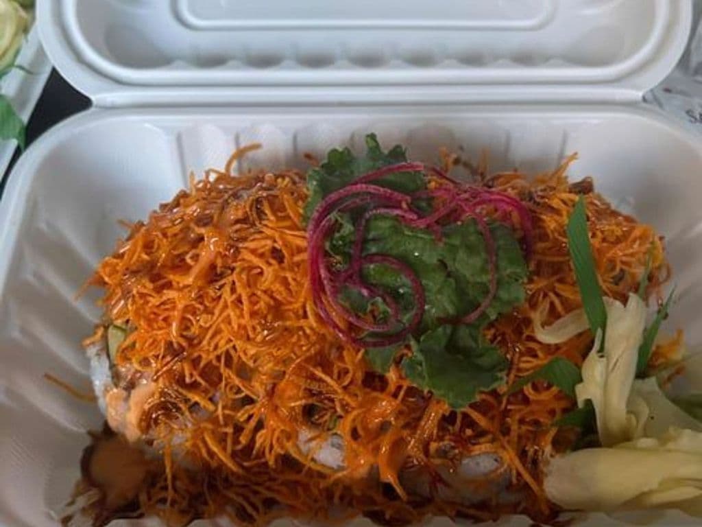 Cheetos Roll (6 Pieces)