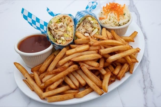 Wrap au filet de poulet / Chicken Filet Wrap Meal