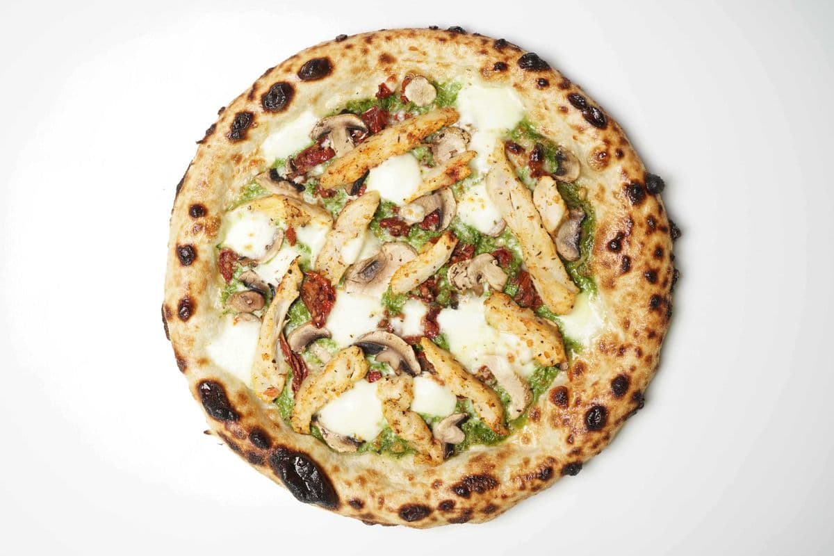 12" Pollo Pesto Pizza