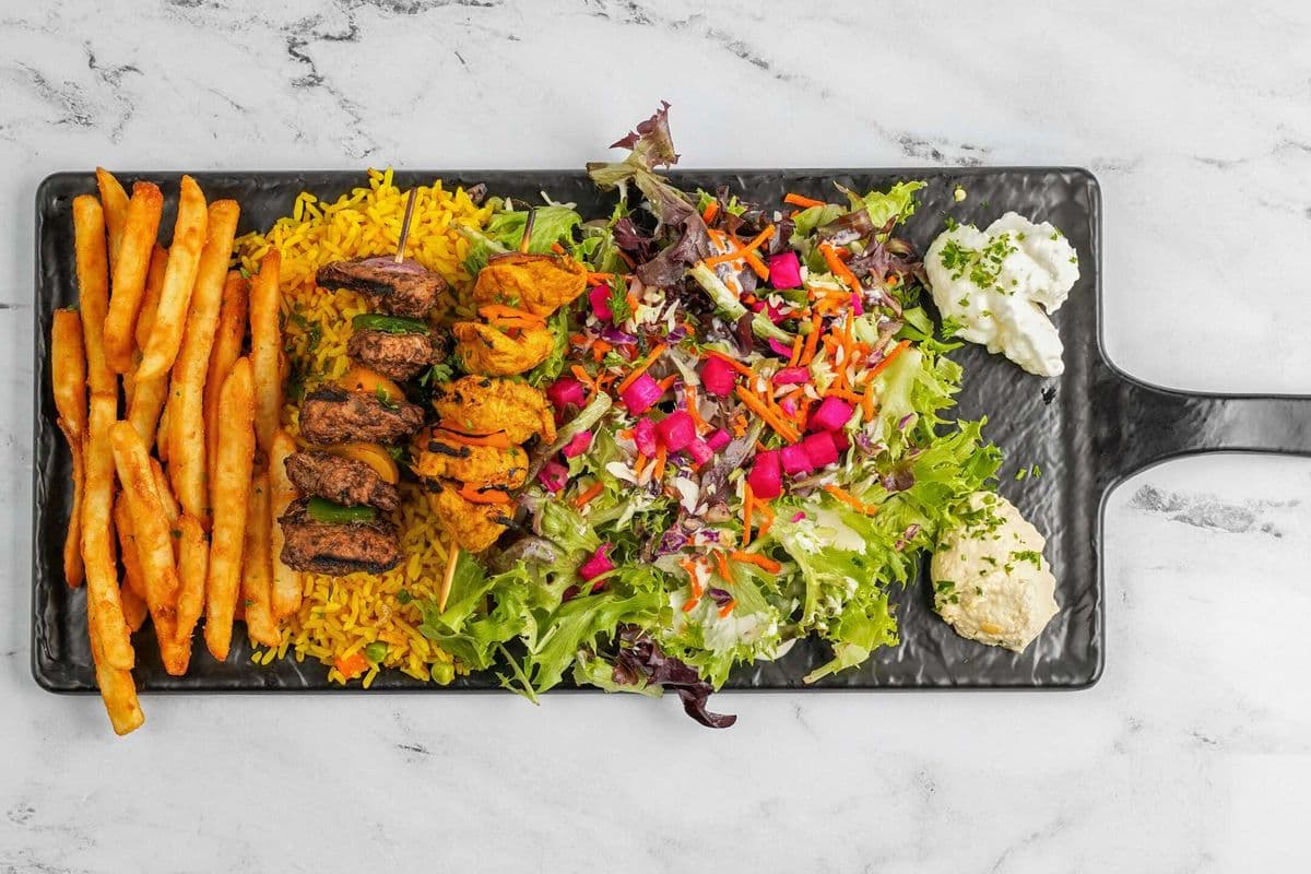 Assiette de deux brochettes / Plate Of Two Skewer