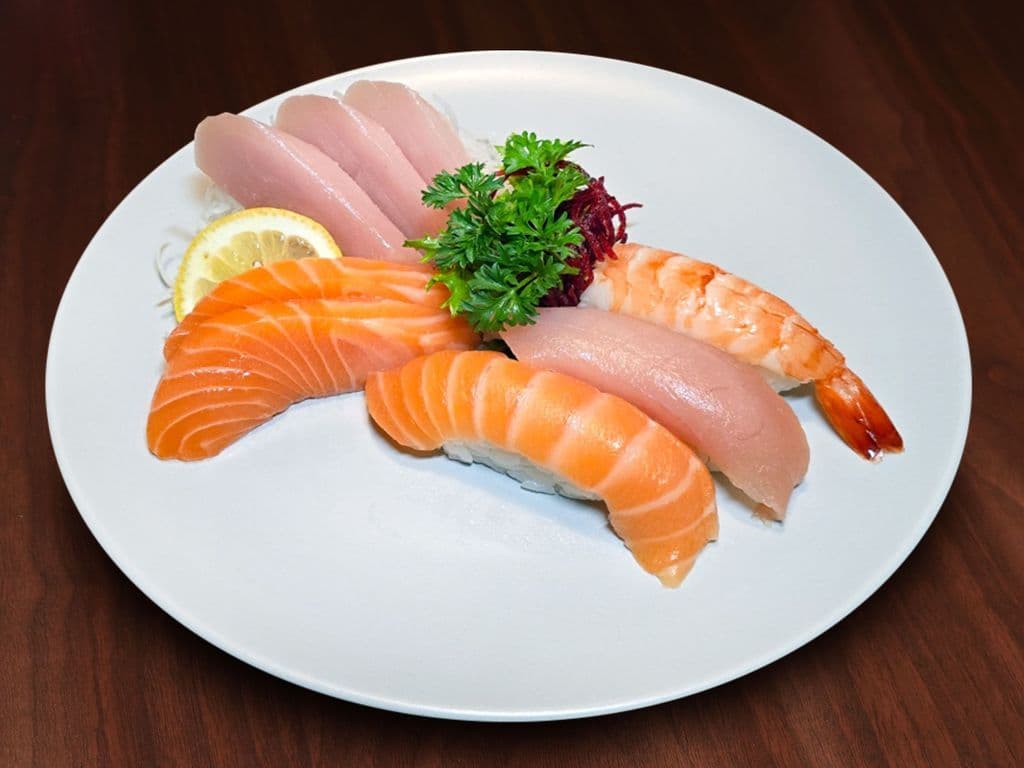 Sashimi and Sushi Combo