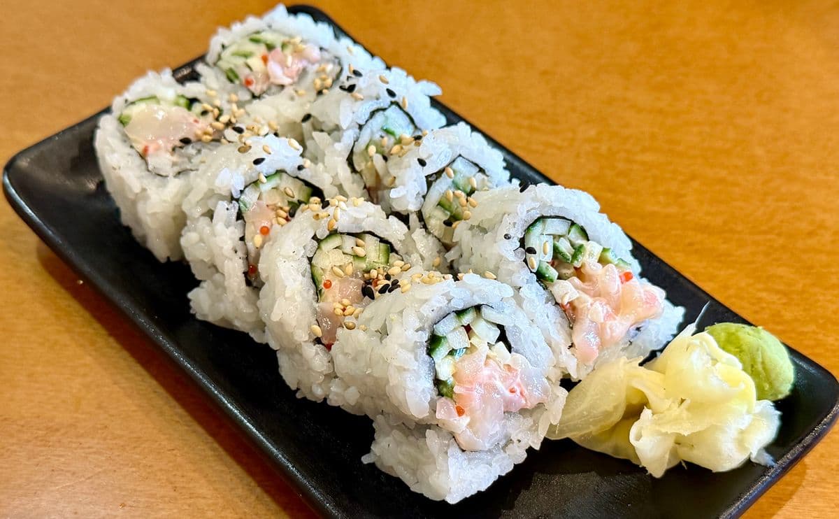 Chopped Scallop Roll (8 pcs)