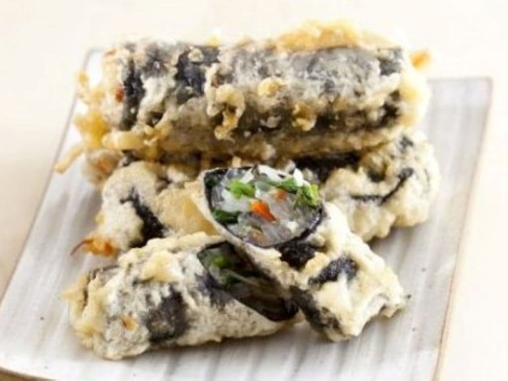 Fried Seaweed Rolls