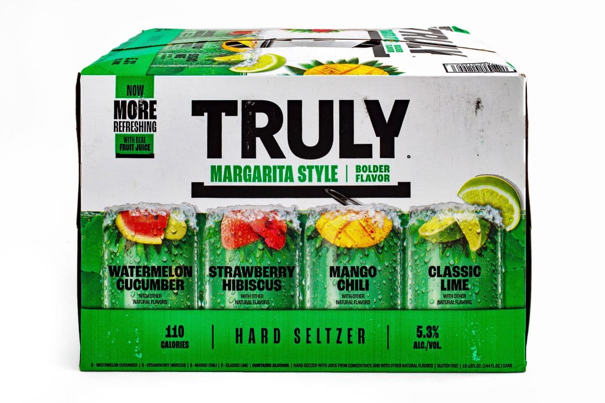WYATT RANCH WATER MIX 12CAN (12 x 355ML)