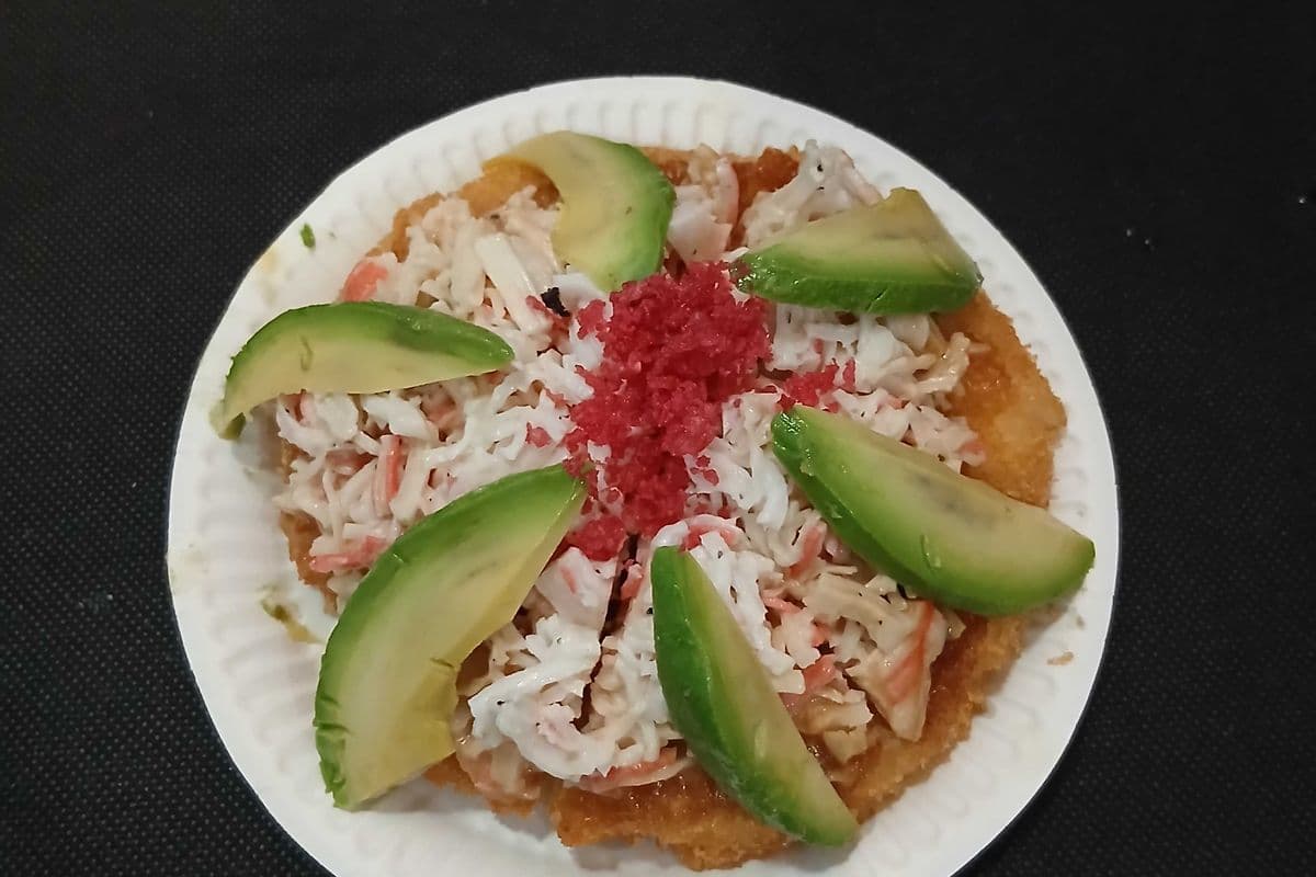 Creamy Crab Pizza