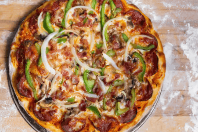 Petite pizza la québécoise / Small La Québécoise Pizza