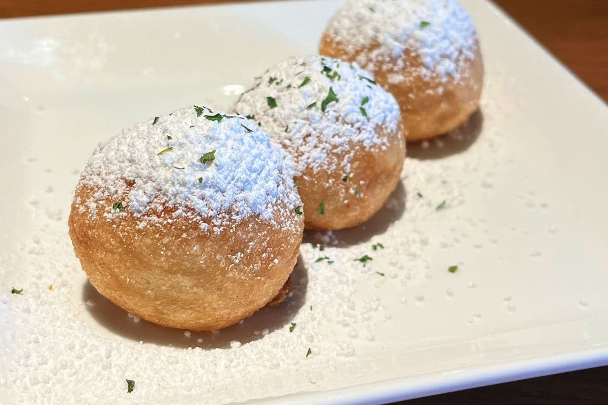 Cheese Ball (3 pcs)