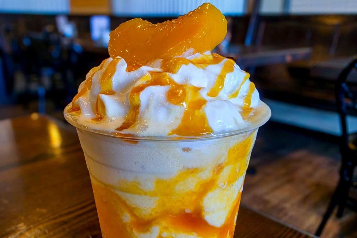 Peaches & Cream Frappe