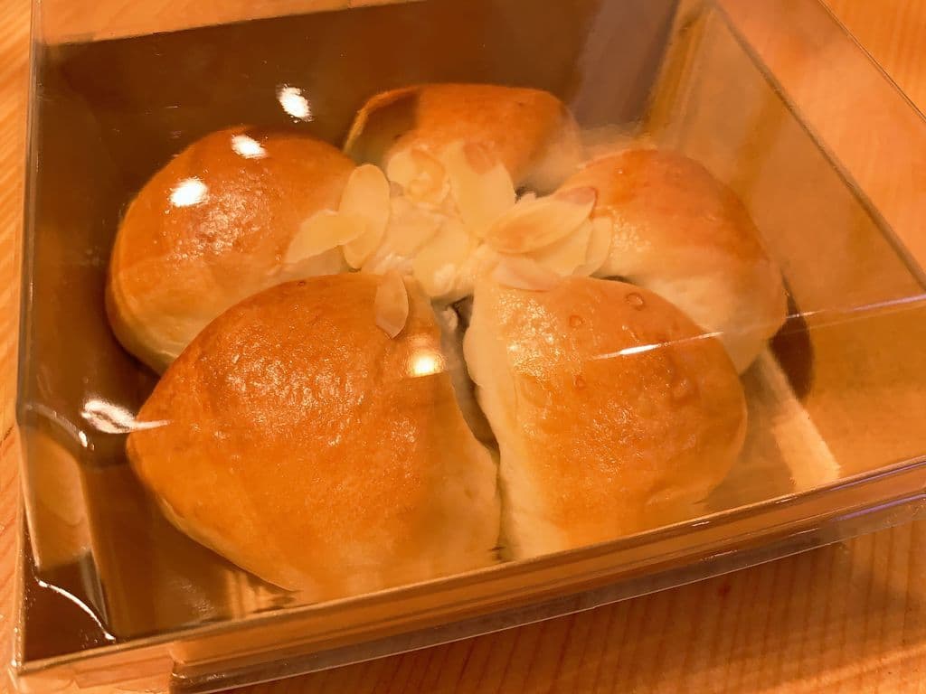 Taro Bun