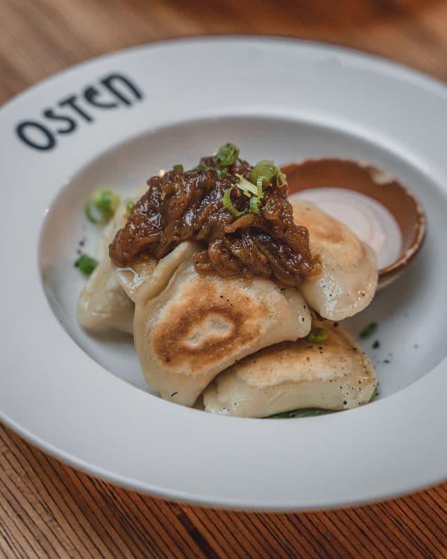 Cheese and Potato Pierogies (8 pcs)