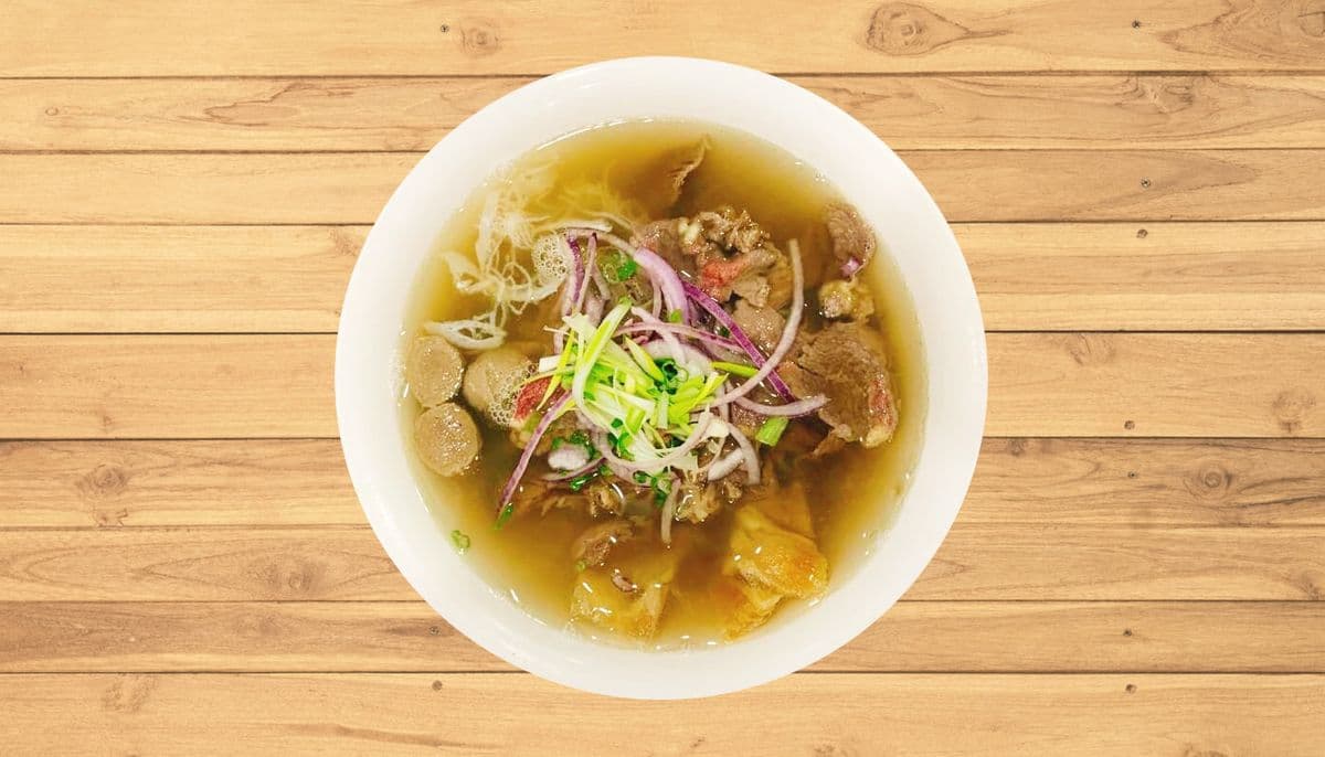 200. House Special Noodle Soup