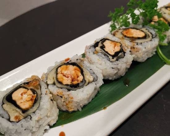 Deep Fried Maki (8 pcs)