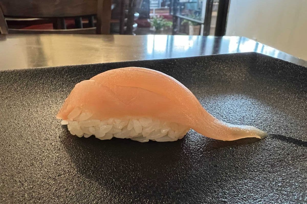 Tuna Nigiri (1 pc)